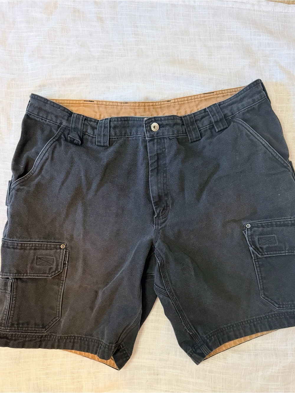 Duluth Trading Co Black Cargo Shorts with Tan Trim